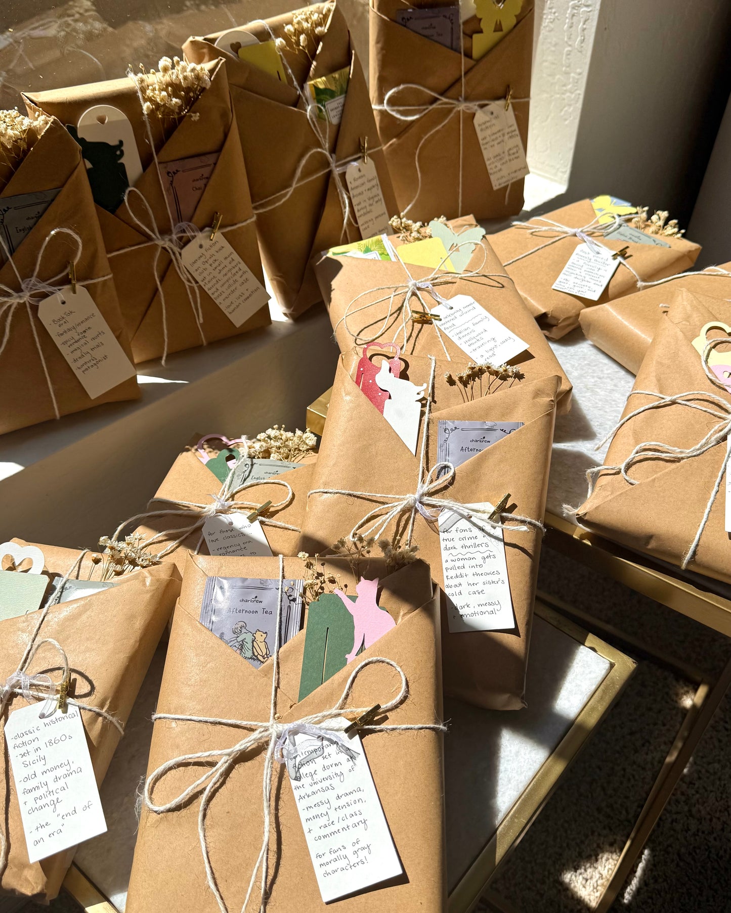SURPRISE blind date with a Manga ⋆˚꩜。